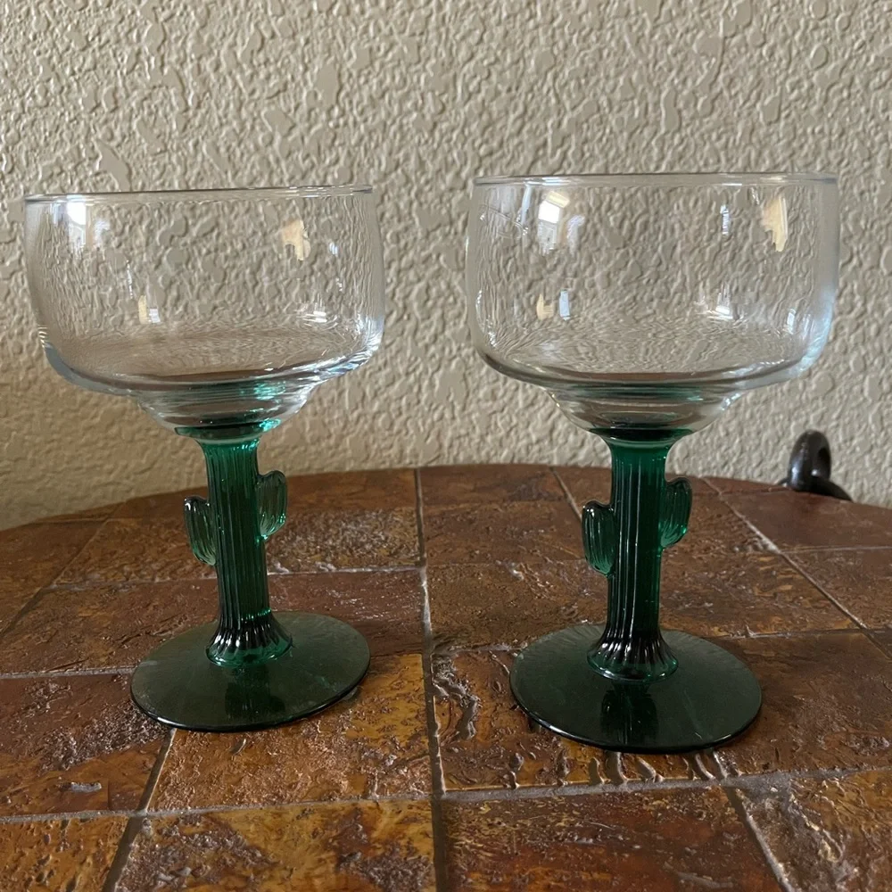 Set of 2 Vintage Cactus Margarita Glasses - Picture 1 of 15